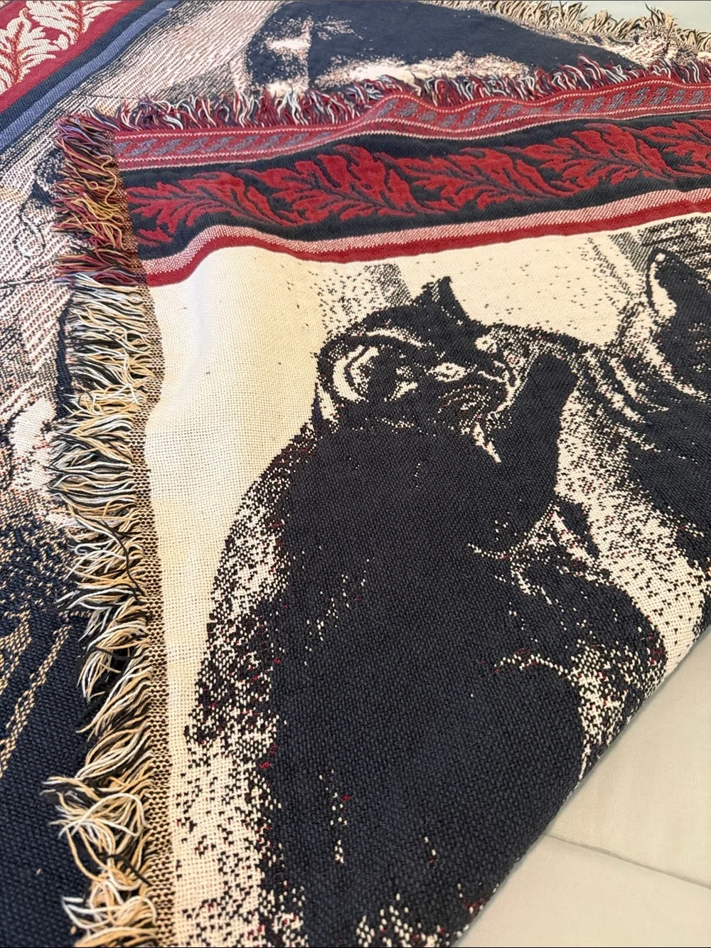 Vintage Cottagecore 100% Thick Cotton Tapestry Style Fringed Throw, 65”x48”